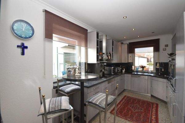 Einbauküche inklusive