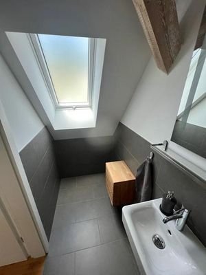 34 Gäste WC im DG