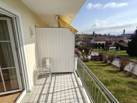 Südbalkon vom Wohnen aus begehbar