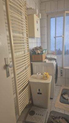 Blick ins Badezimmer.jpg