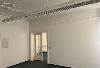 EG 104 mit Blick in 103