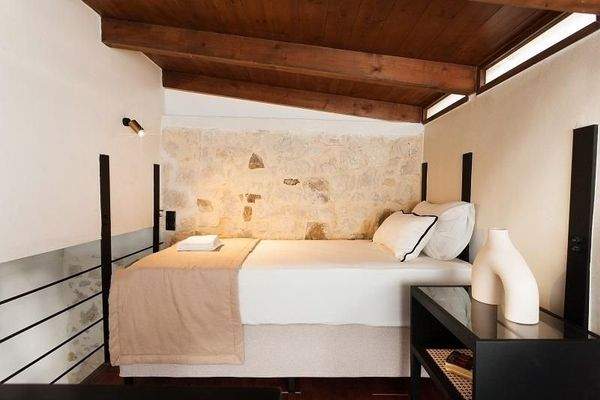 Kreta, Maroulas: Einzigartiges Steinhaus mit atemberaubendem Meerblick zu verkaufen