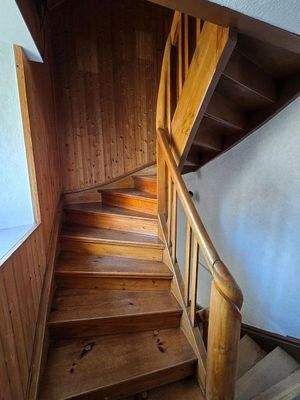 Treppe zum Dachgeschoss
