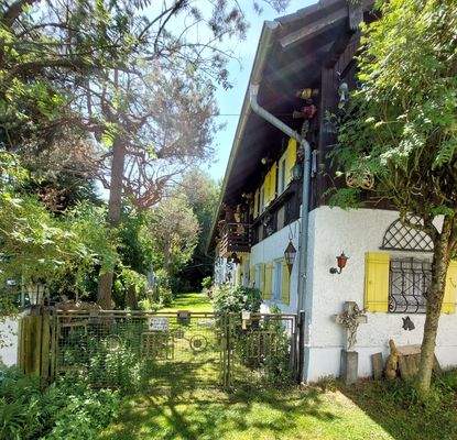 LeBa aussen Zugang von Ostseite 1.jpg