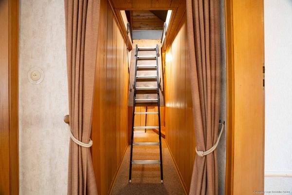 Einschubtreppe zum Dachboden