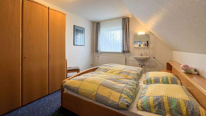 Schlafzimmer I im OG