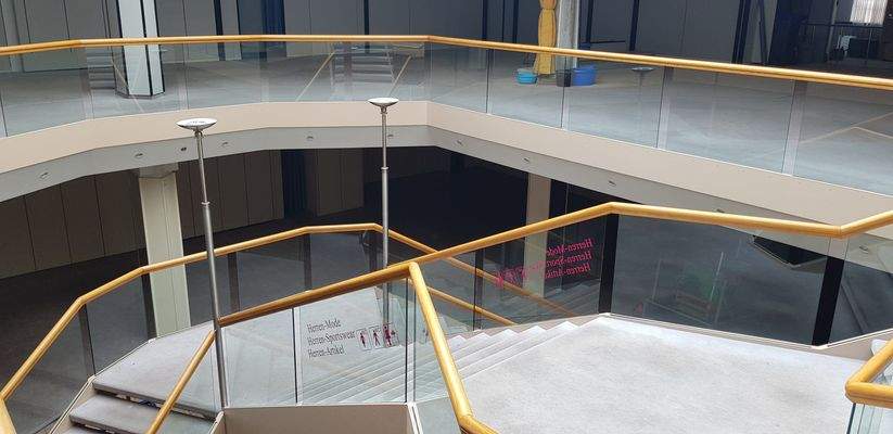 Verkaufsflächen über 2 Etagen