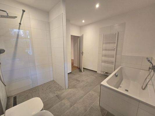 Kaitzer 135 Souterrain Bad I