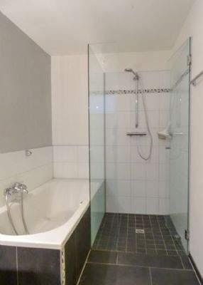 Dusche &amp; Wanne