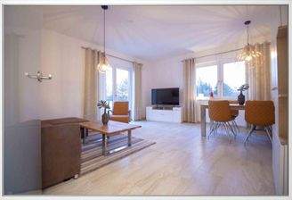 Wohnzimmer inkl. Essbereich