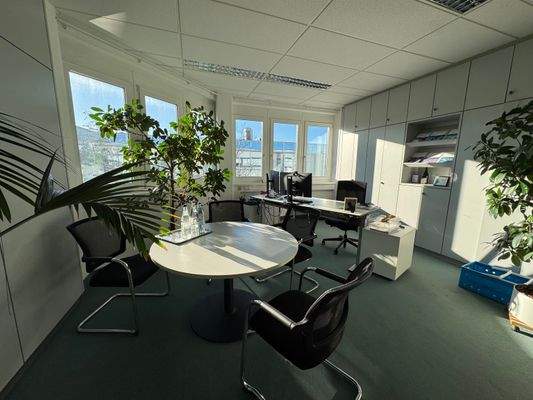 Büro1.jpg