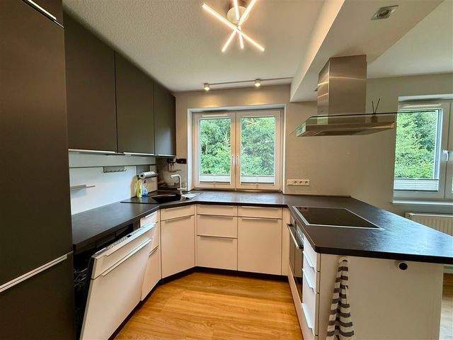 Moderne 4-Zimmer-Wohnung mit großzügigem Balkon und TG-Stellplatz // Schulenhof, Molfsee - Foto 3