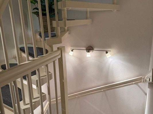 Treppe in den Keller.jpeg