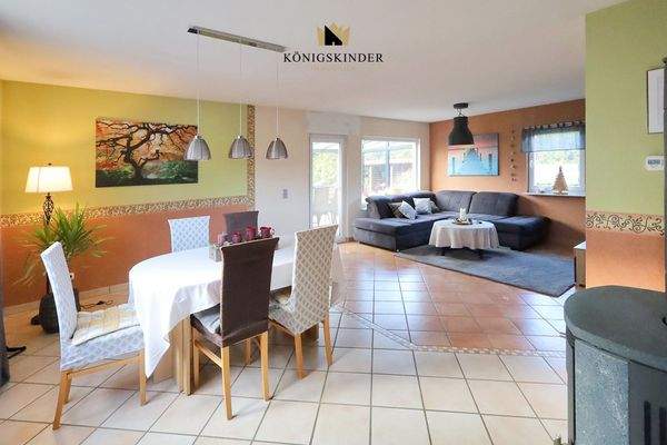 ...und hier das Essen mit Familie und Freunden