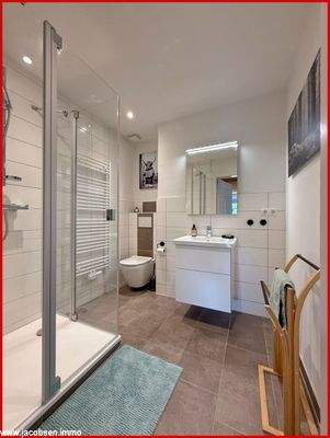 Haupthaus - Bad im Dachgeschoss