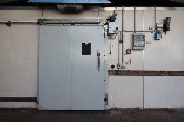 Eingang zur Tiefkühlhalle