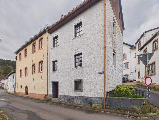 CAM01223G0-PR0194-STILL005