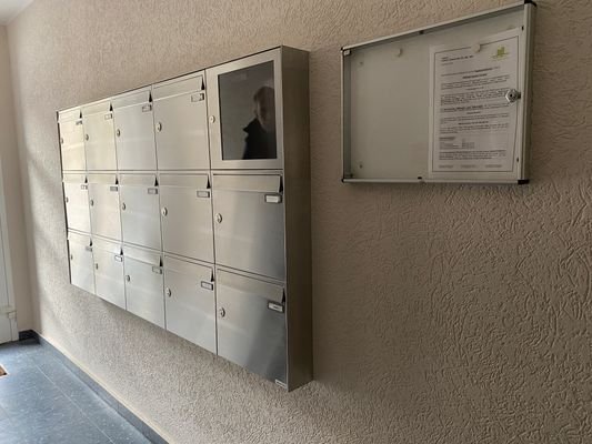 Treppenhaus Briefkästen