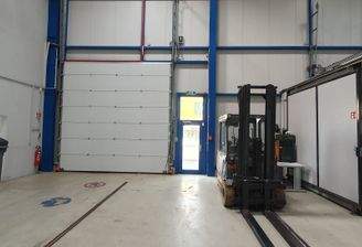 4,2 x 4,2 m Eingangstor