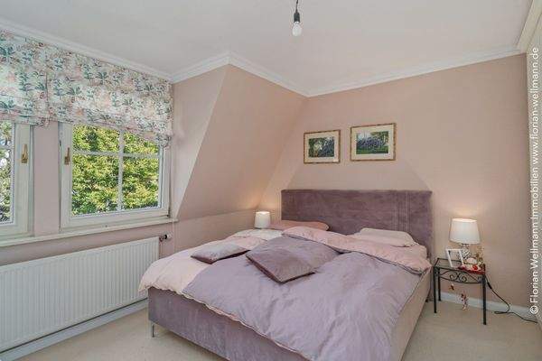 Zimmer 2   13,74 m²