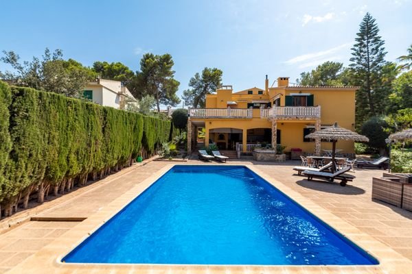 Einfamilienhaus mit Ferienvermietungslizens in Cala Blava