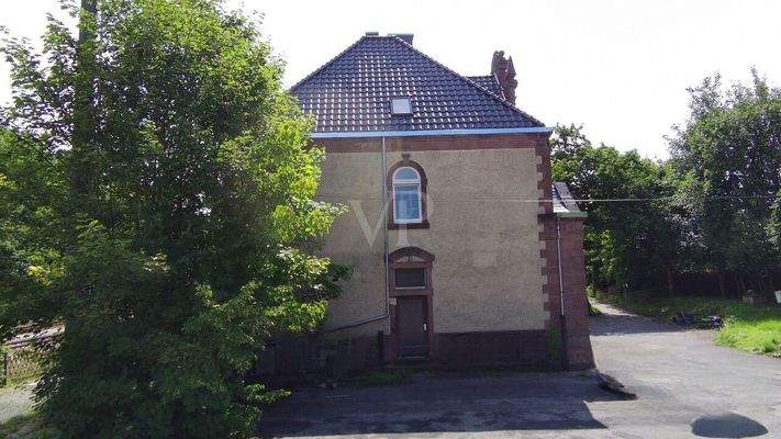 Nordwest-Ansicht_Parkplatz