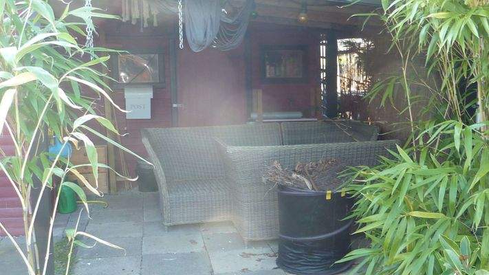 überdachte Terrasse