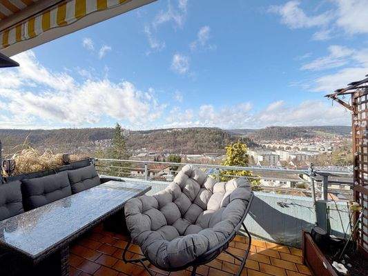 Balkon mit Sitzmöglichkeit