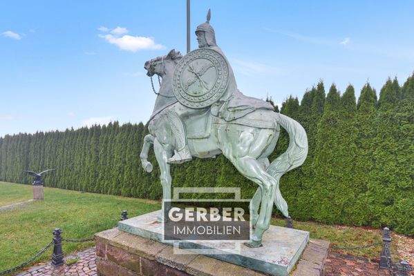 Ritter auf Pferd, Nibelungensage