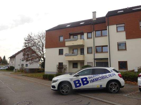 Schöne Wohnung, bliebte Gegend