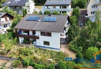 Viel Platz für die ganze Familie – Wohnen in traumhafter Aussichtslage