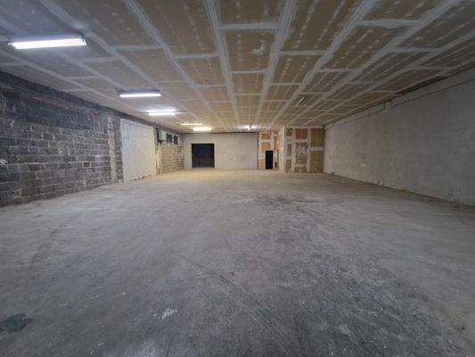 _Lager_1_Innen_Links