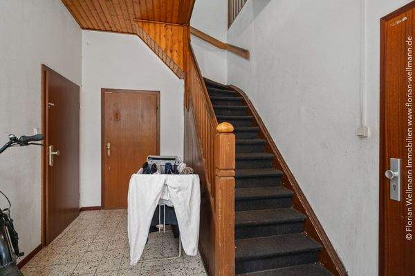 Flur- und Treppenhaus