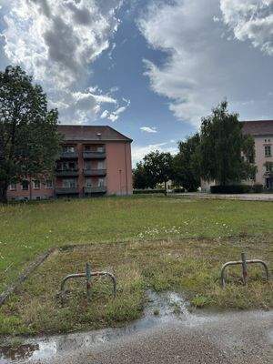 Stellplätze bei der Straße des Bergmanns 1-7 im Innenhof