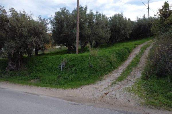 Kreta, Kalyves: Grundstück mit bezauberndem Meerblick zu verkaufen, nur wenige Schritte vom Strand entfernt