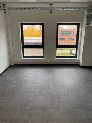 2 OG links Büro 4.jpg