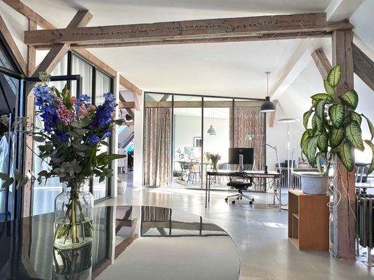 Eingangs- und Wohnbereich