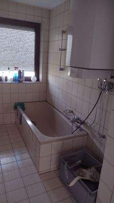 das Bad im OG
