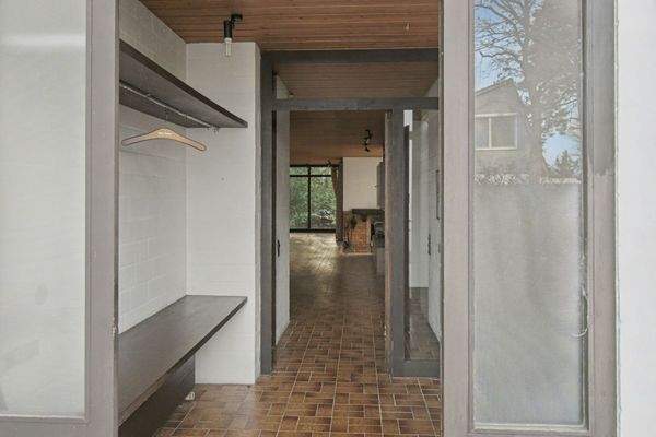 Eingangsbereich_mit_Garderobe