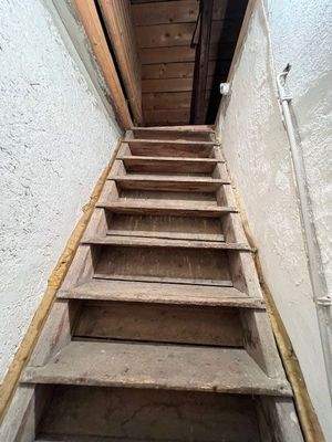 Treppe-zum-Dachboden.jpg