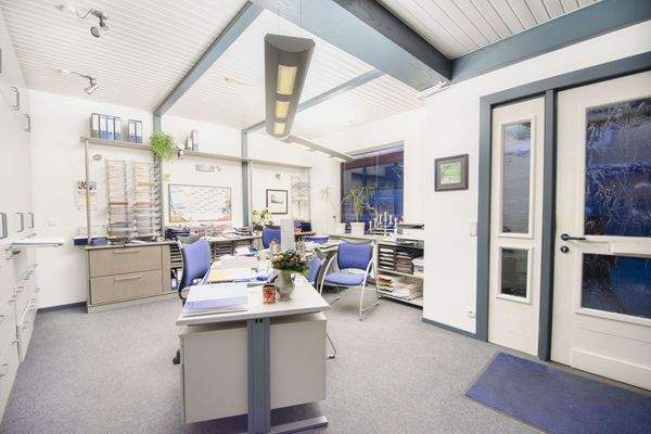 Büro Erdgeschoss