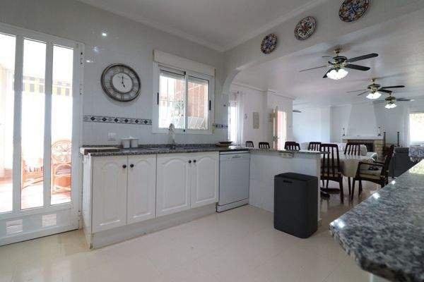 re-sale-detached-villa-algorfa-lomas-de-la-juliana
