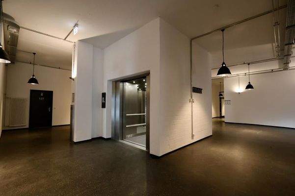 Gemeinschaftsflur + Fahrstühle