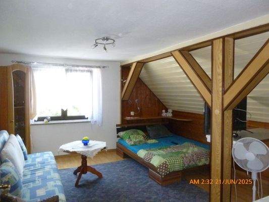 Kinderzimmer   tm Dachgeschoß