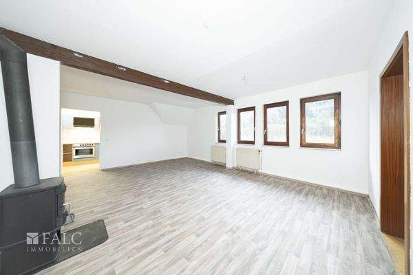 DG rechts Wohn-Ess-Bereich