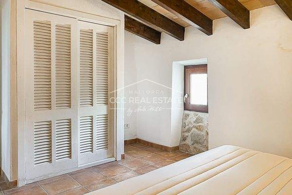 ...mit Einbauschrank