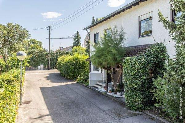 Stichstraße zum Hauseingang