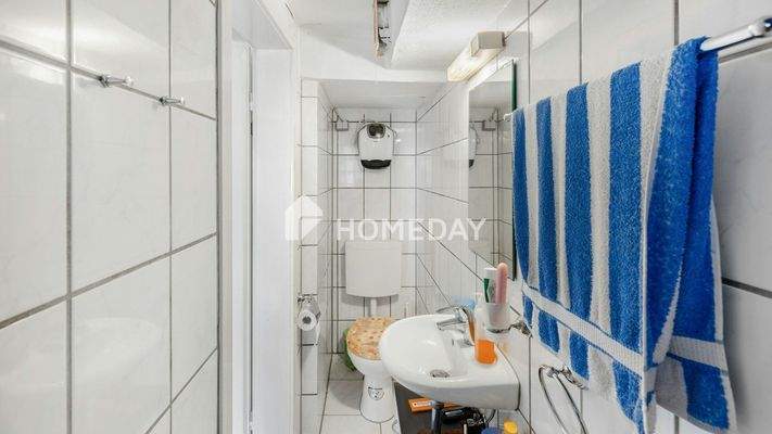 1. OG Badezimmer 1 2