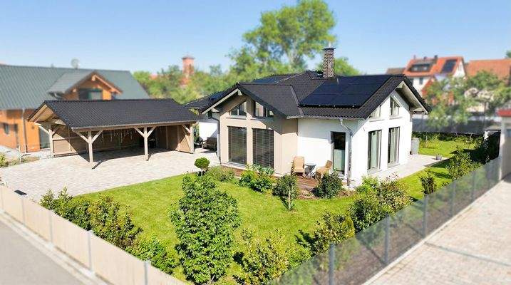 Außenaufnahme Frontansicht