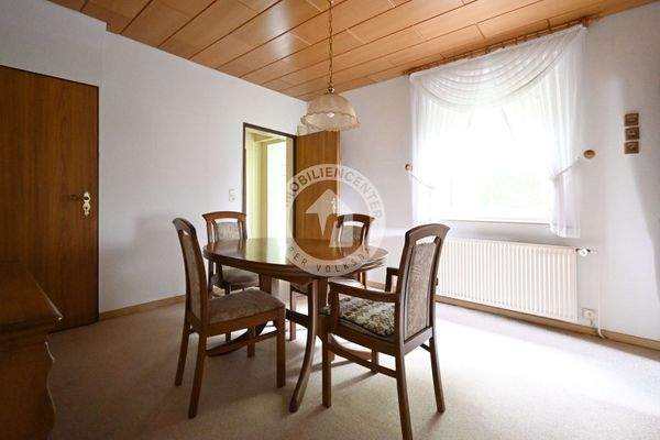 Haus RECHTS - Essen (Blick 2)